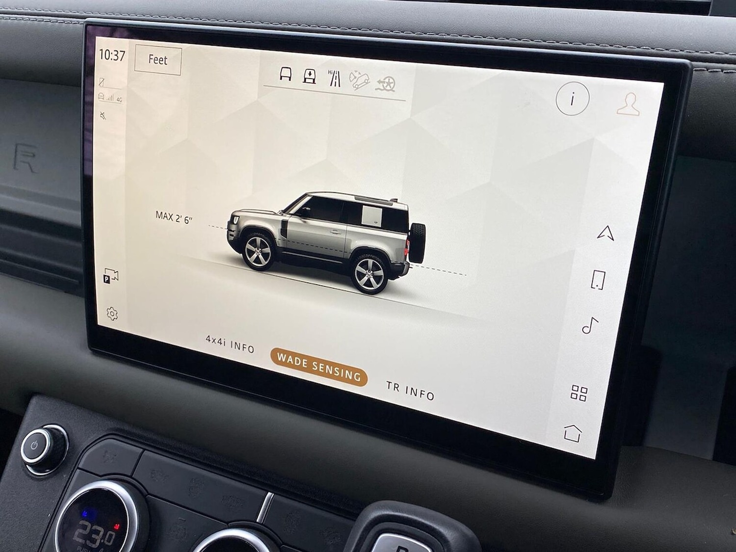 Used Land Rover Defender 2021 for sale - 76969941: Photo 37