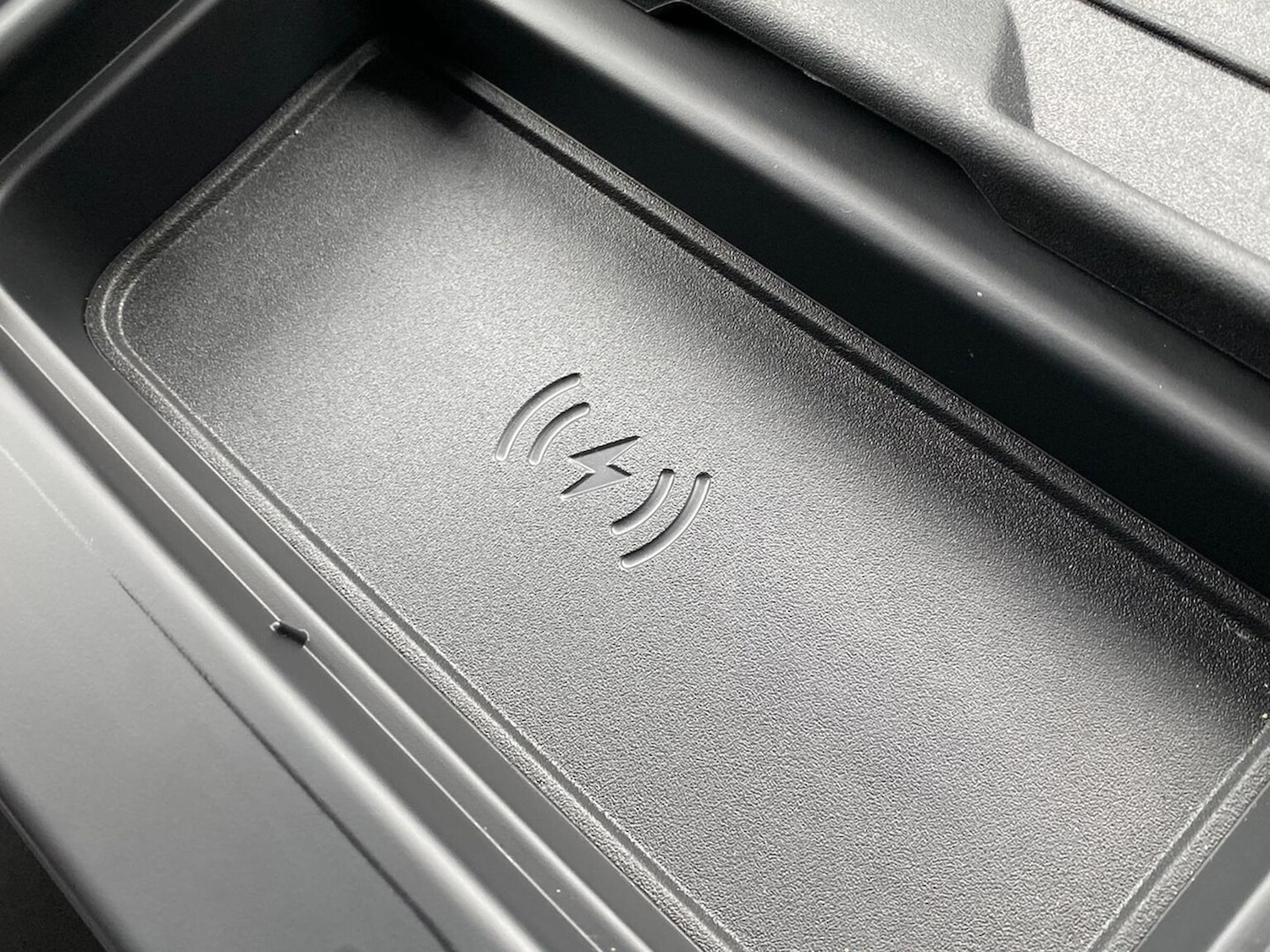 Used Land Rover Defender 2021 for sale - 76969941: Photo 41