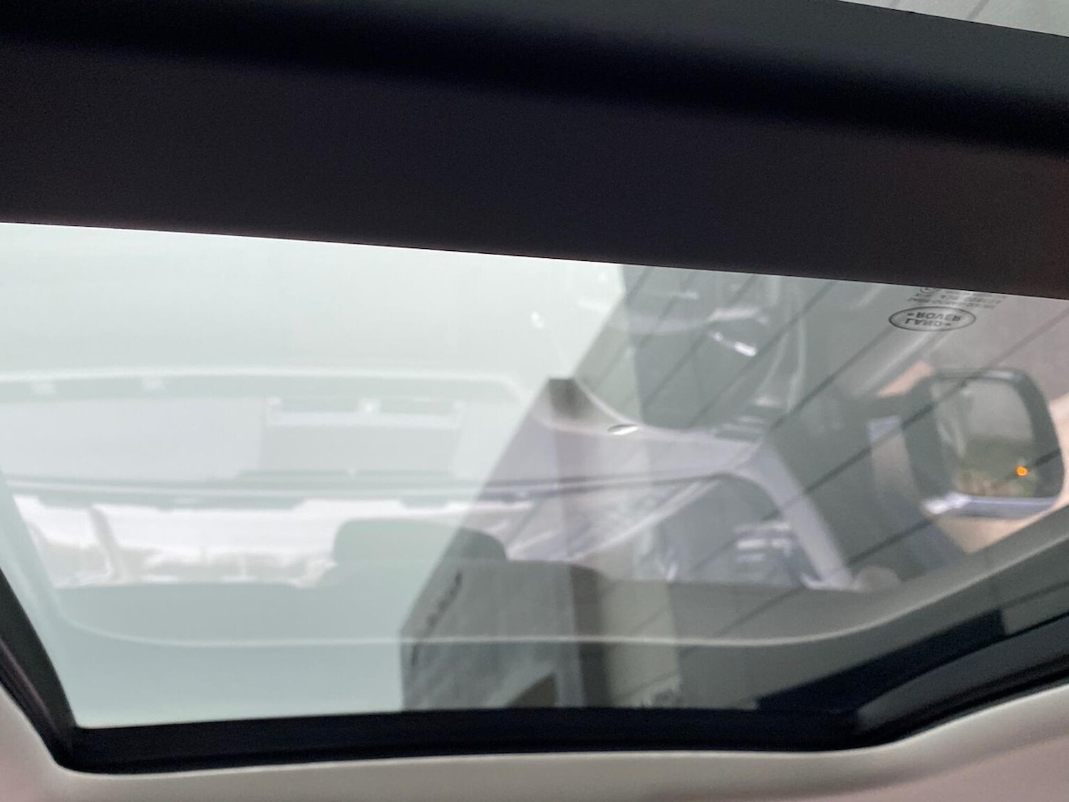 Used Land Rover Defender 2021 for sale - 76969941: Photo 43