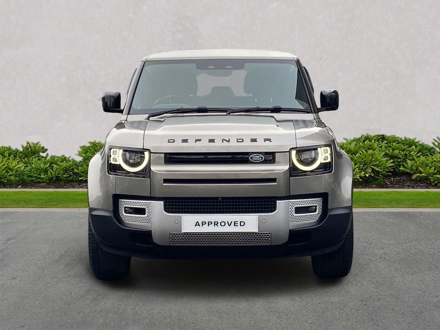 Used Land Rover Defender 2021 for sale - 76969941: Photo 7