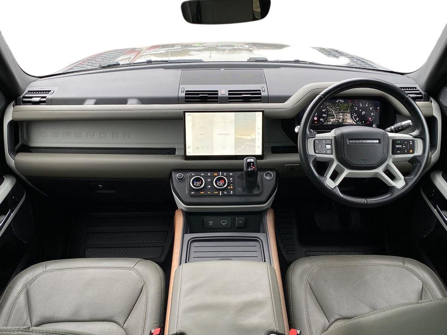 Used Land Rover Defender 2021 for sale - 76969941: Photo 9