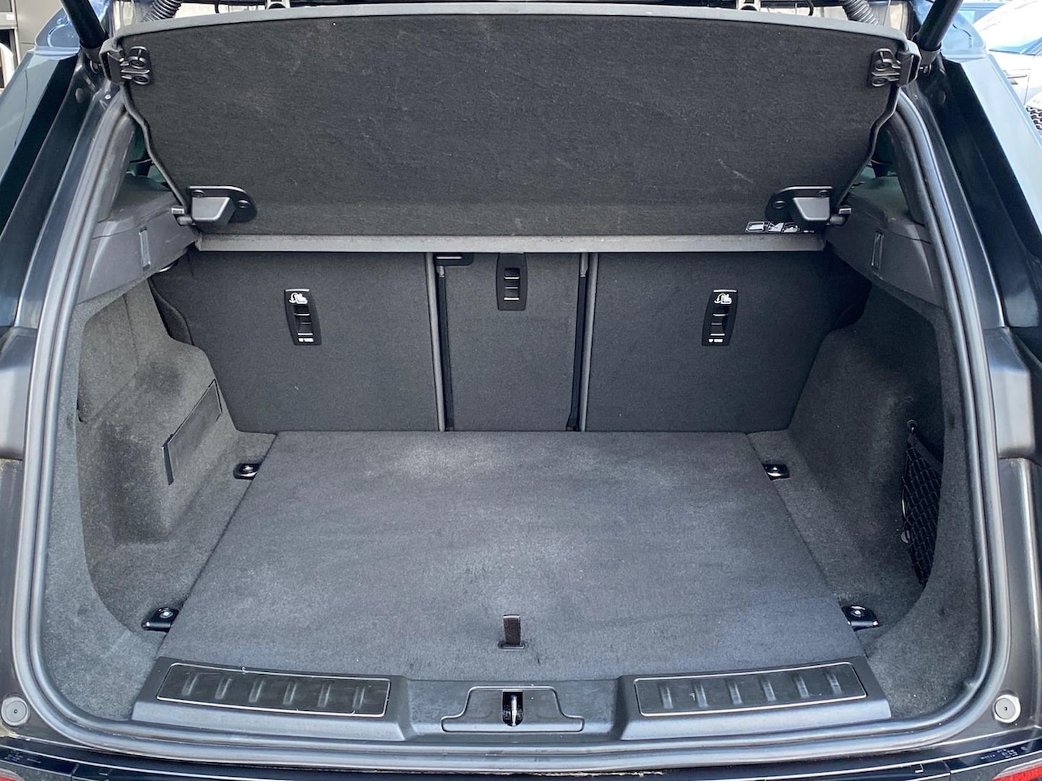 Used Land Rover Range Rover Evoque 2024 for sale - 76951218: Photo 10