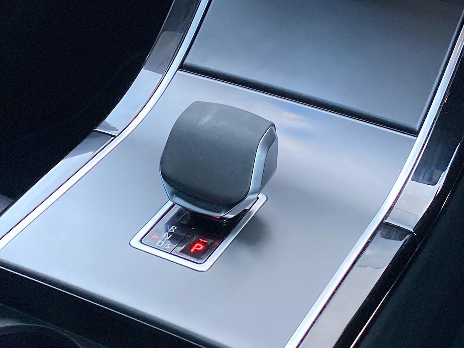 Used Land Rover Range Rover Evoque 2024 for sale - 76951218: Photo 13