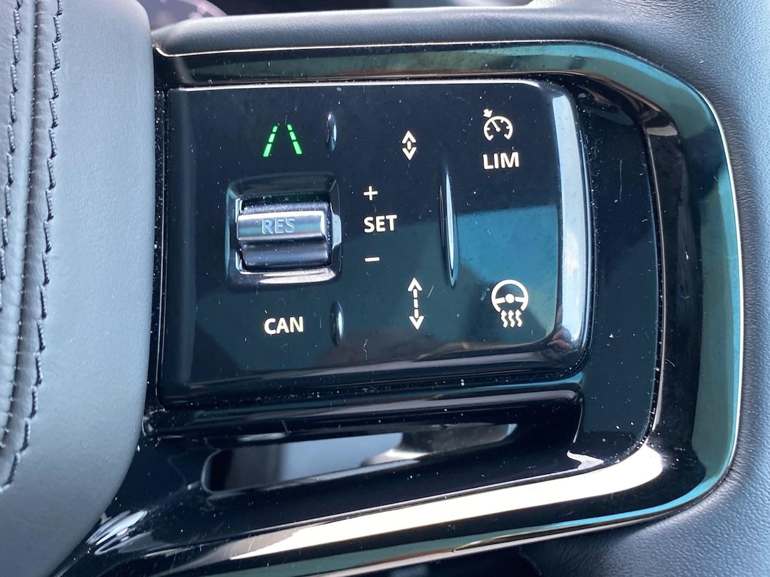 Used Land Rover Range Rover Evoque 2024 for sale - 76951218: Photo 31