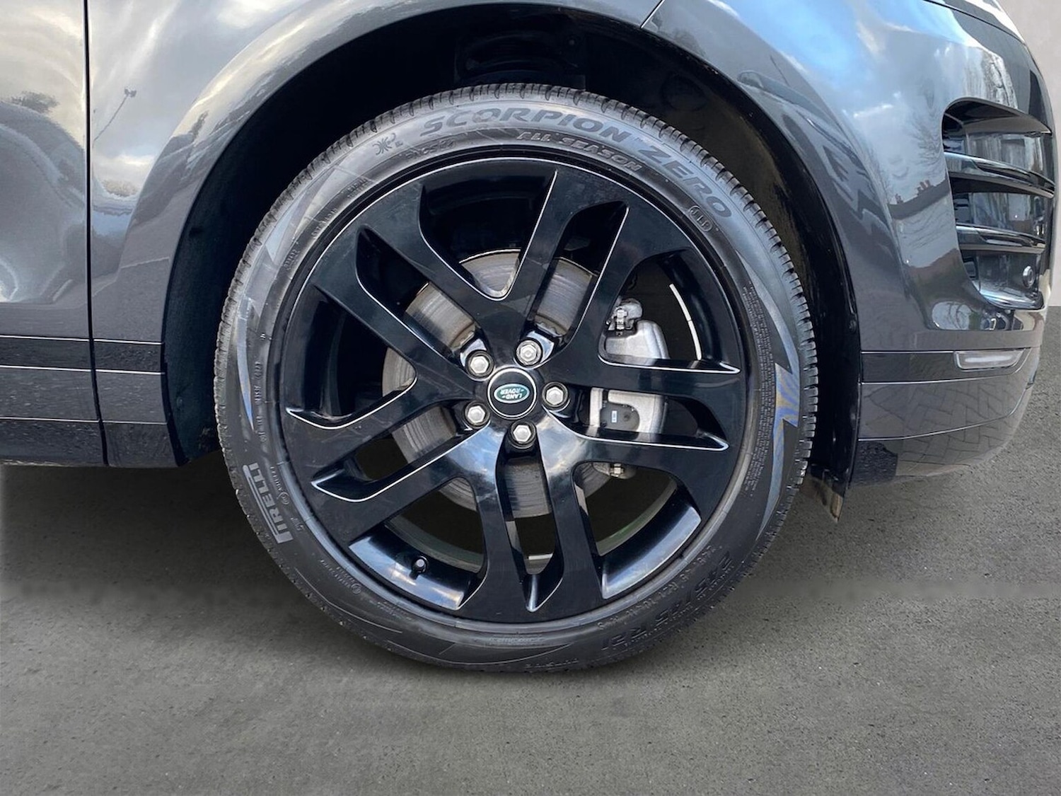 Used Land Rover Range Rover Evoque 2024 for sale - 76951218: Photo 8