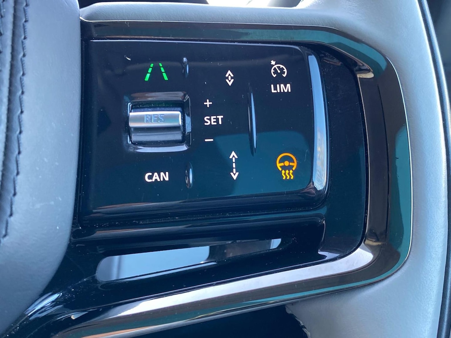 Used Land Rover Range Rover Evoque 2023 for sale - 76751924: Photo 36