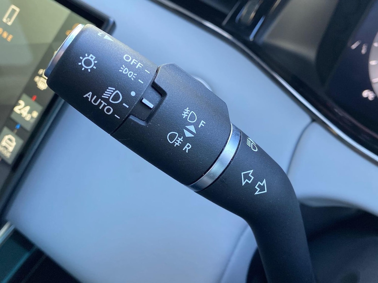 Used Land Rover Range Rover Evoque 2023 for sale - 76751924: Photo 39