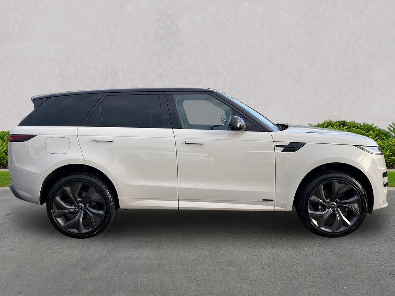 Used Land Rover Range Rover Sport 2023 for sale - 76543008: Photo 5