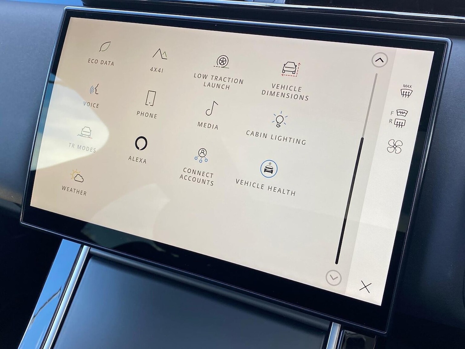 Used Land Rover Range Rover Velar 2023 for sale - 76578319: Photo 35