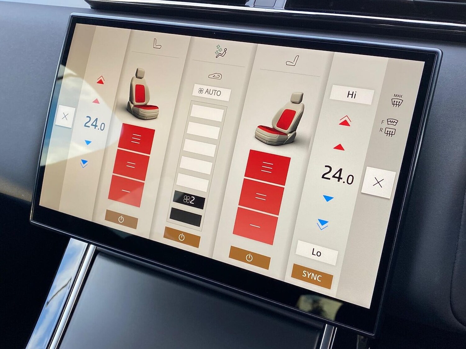 Used Land Rover Range Rover Velar 2023 for sale - 76578319: Photo 40