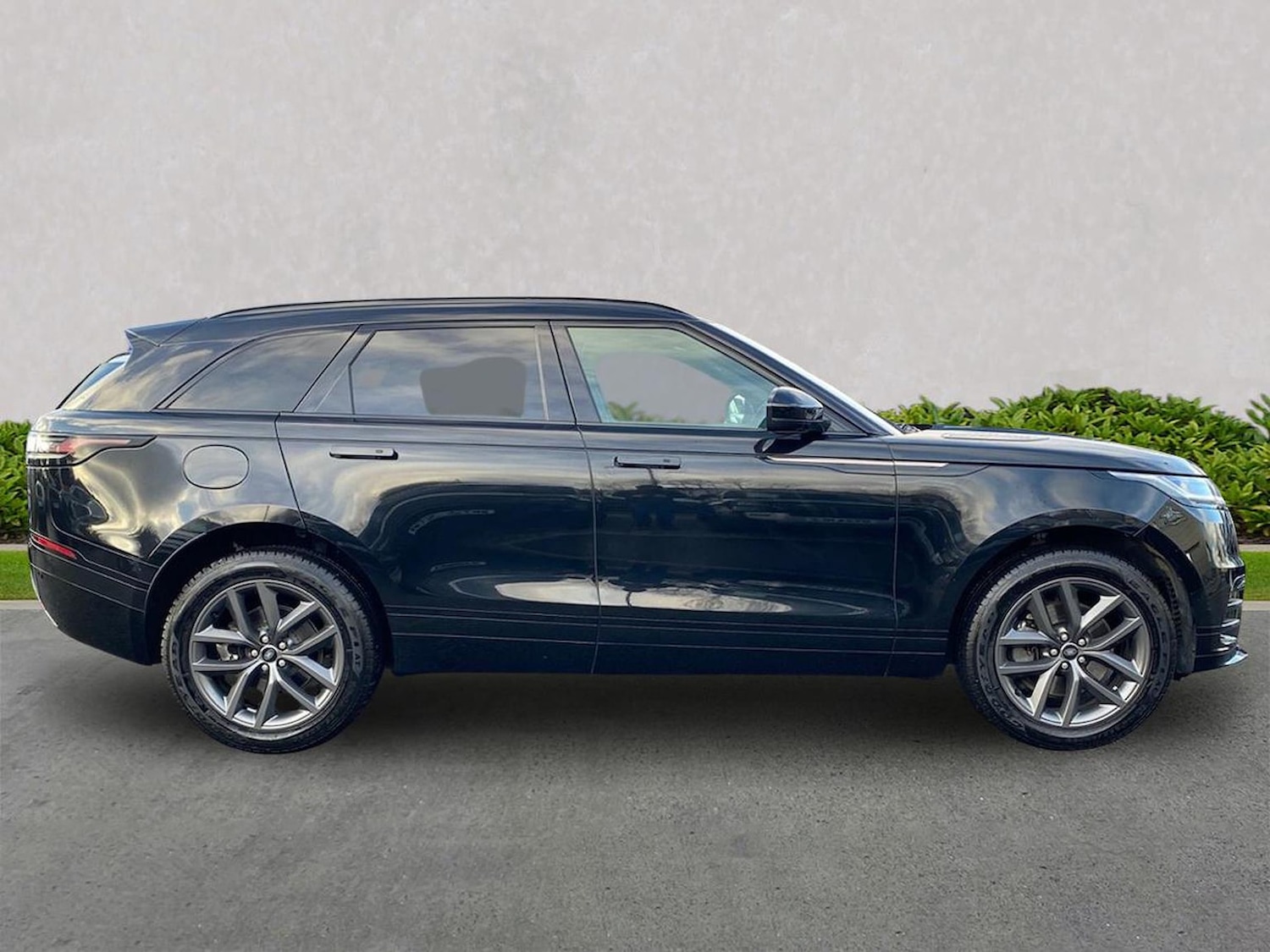 Used Land Rover Range Rover Velar 2023 for sale - 76578319: Photo 5