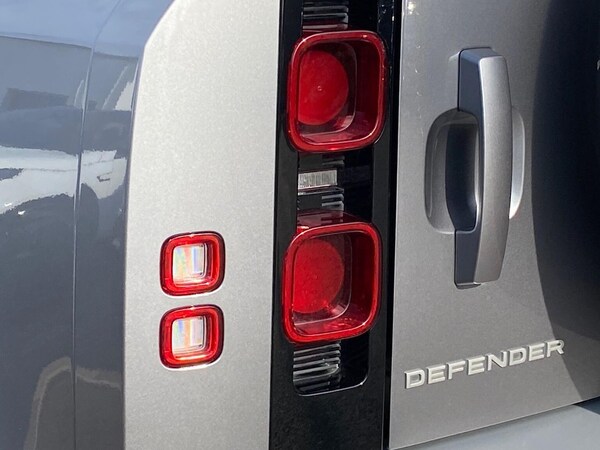 Used Land Rover Defender 2020 for sale - 76144231: Photo 19