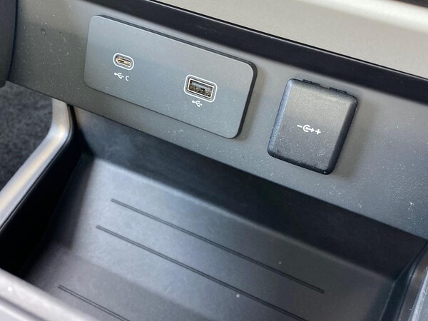 Used Land Rover Defender 2020 for sale - 76144231: Photo 36