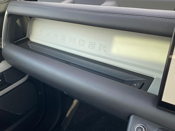 Used Land Rover Defender 2020 for sale - 76144231: Photo 37