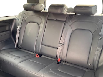Used Land Rover Defender 2020 for sale - 76144231: Photo 4