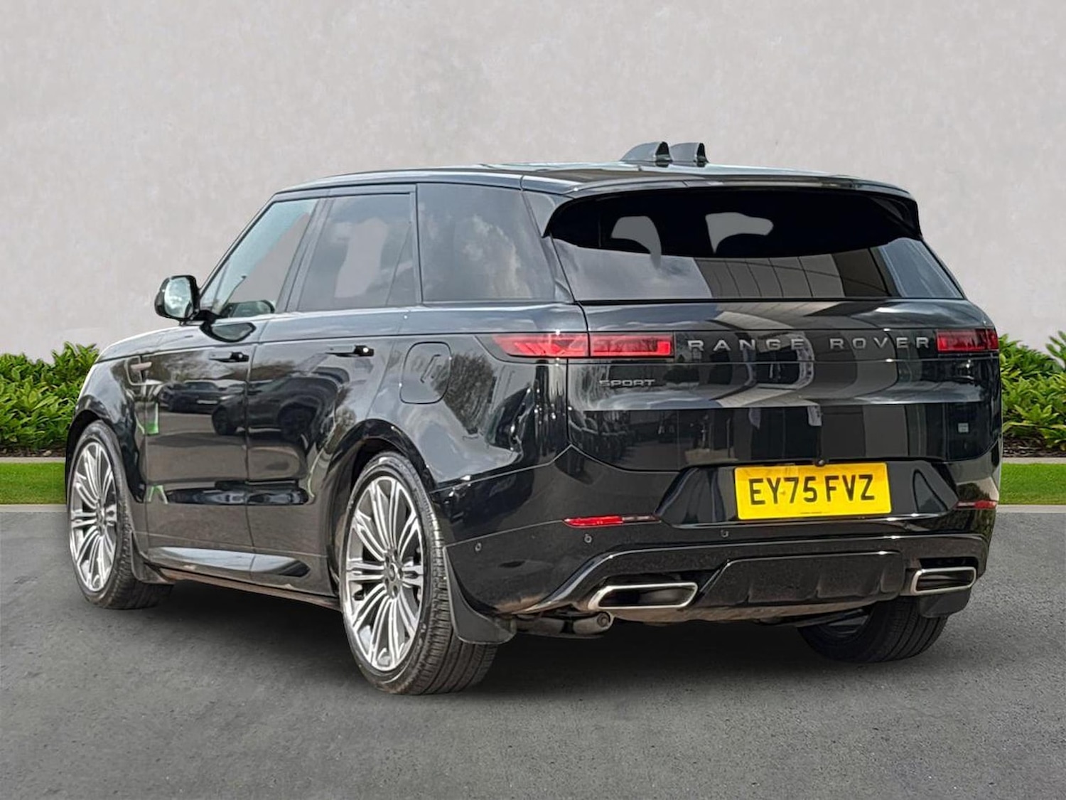 Used Land Rover Range Rover Sport 2025 for sale - 78193811: Photo 2