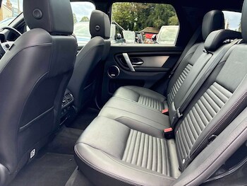Used Land Rover Discovery Sport 2024 for sale - 78620811: Photo