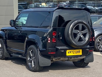 Used Land Rover Defender 2023 for sale - 75542257: Photo