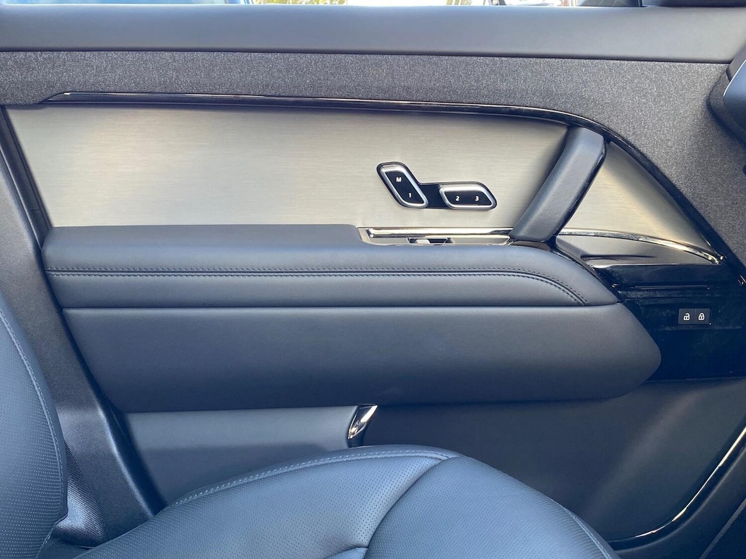 Used Land Rover Range Rover Sport 2024 for sale - 76536624: Photo 44