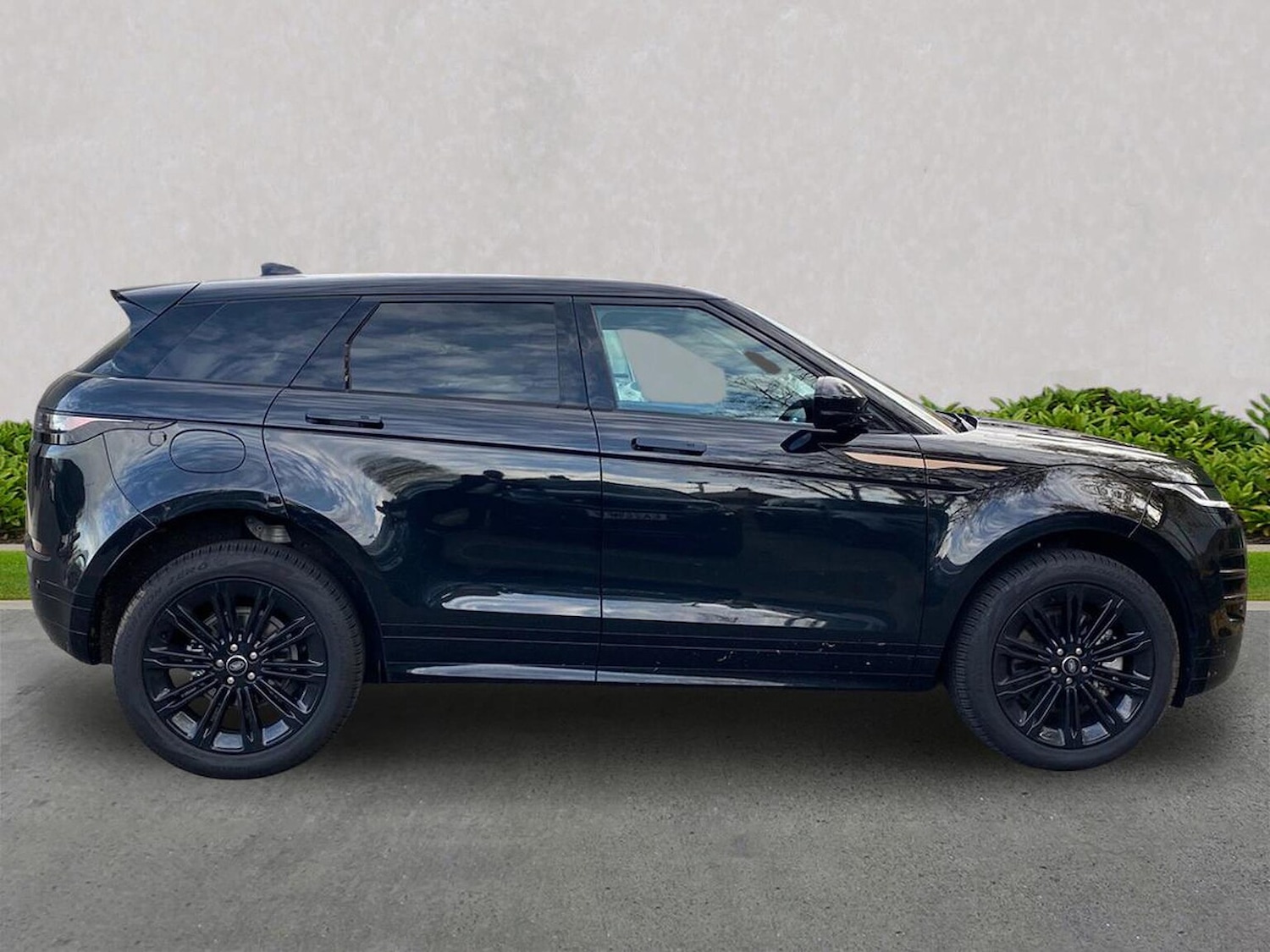 Used Land Rover Range Rover Evoque 2025 for sale - 76477235: Photo 5