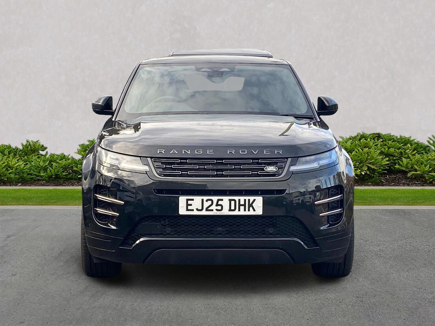 Used Land Rover Range Rover Evoque 2025 for sale - 76477235: Photo 7