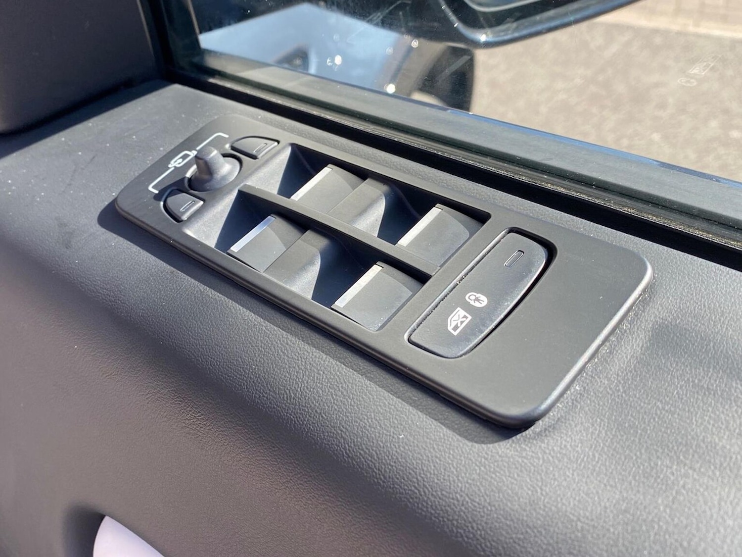 Used Land Rover Discovery Sport 2024 for sale - 78193978: Photo 24