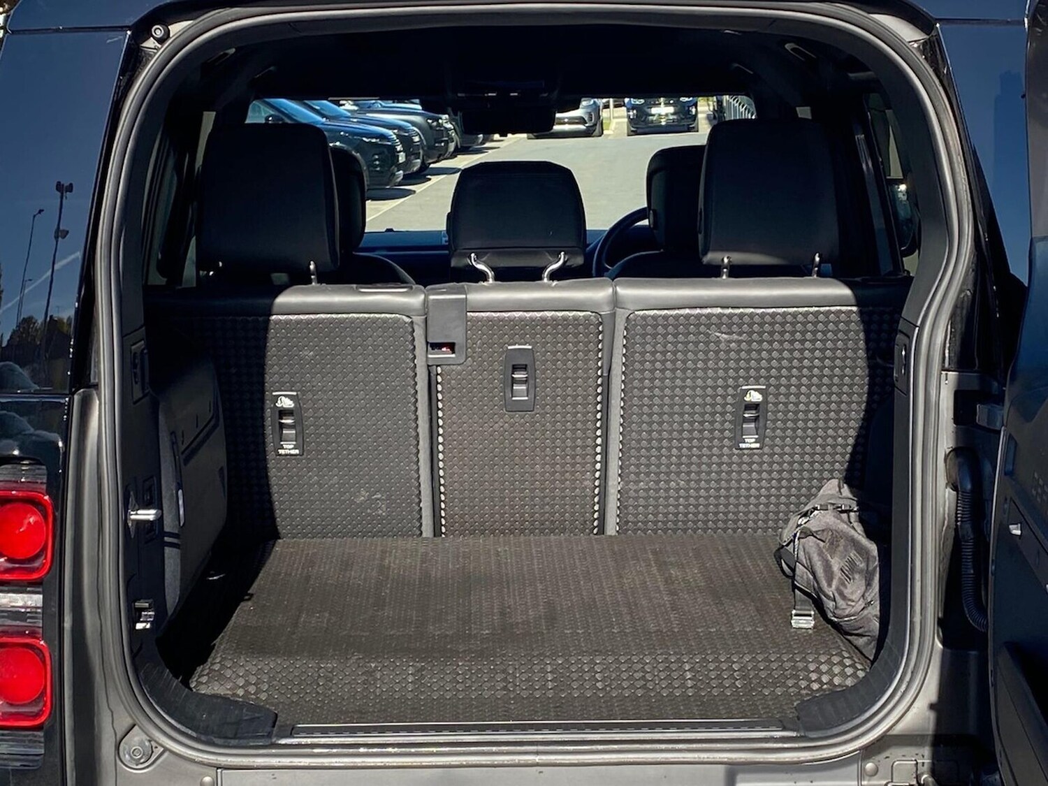 Used Land Rover Defender 2024 for sale - 76187177: Photo 10