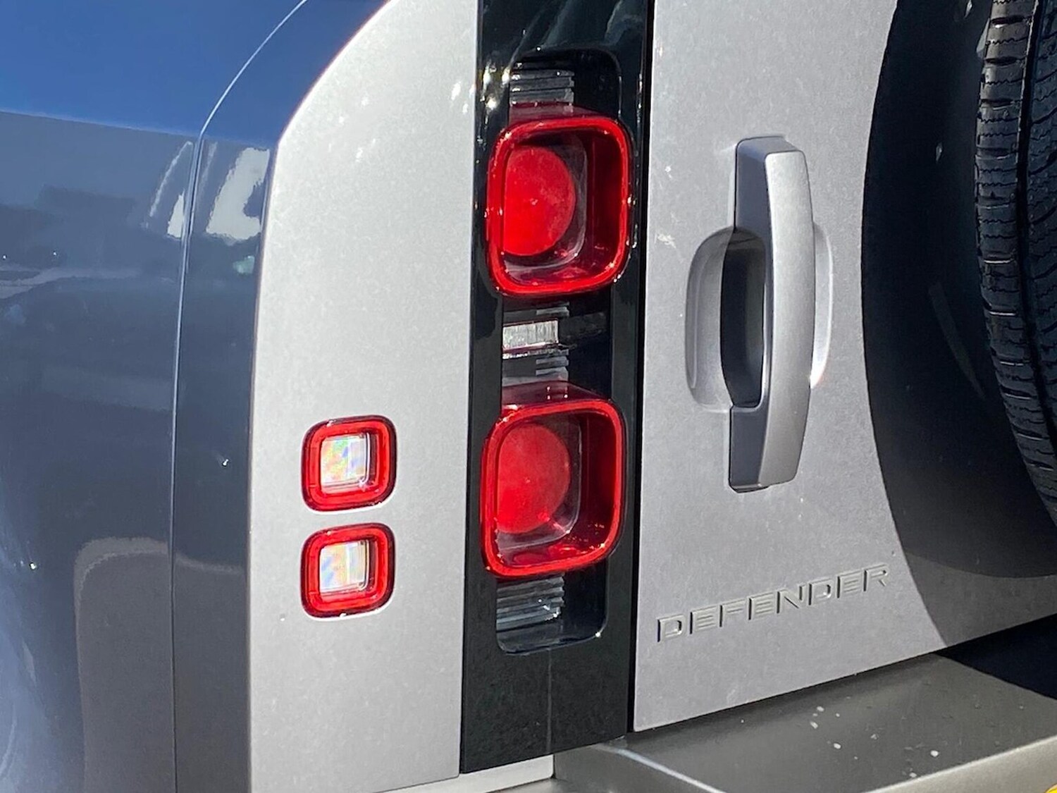 Used Land Rover Defender 2024 for sale - 76187177: Photo 19