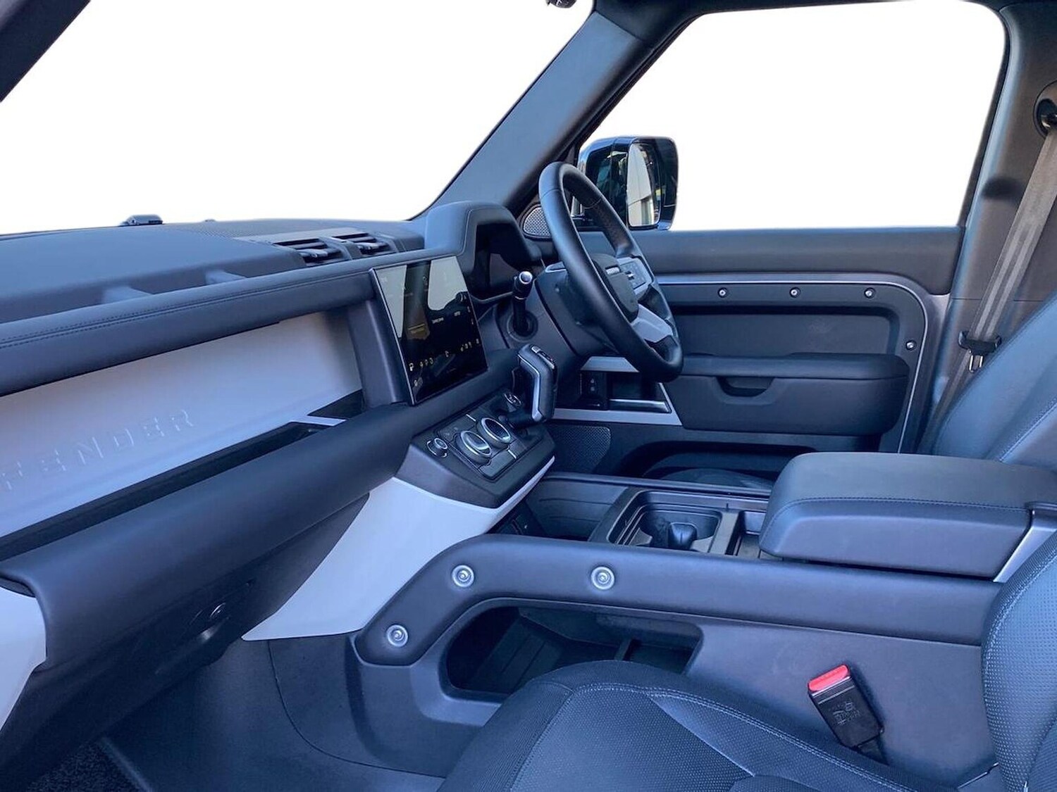 Used Land Rover Defender 2024 for sale - 76187177: Photo 3