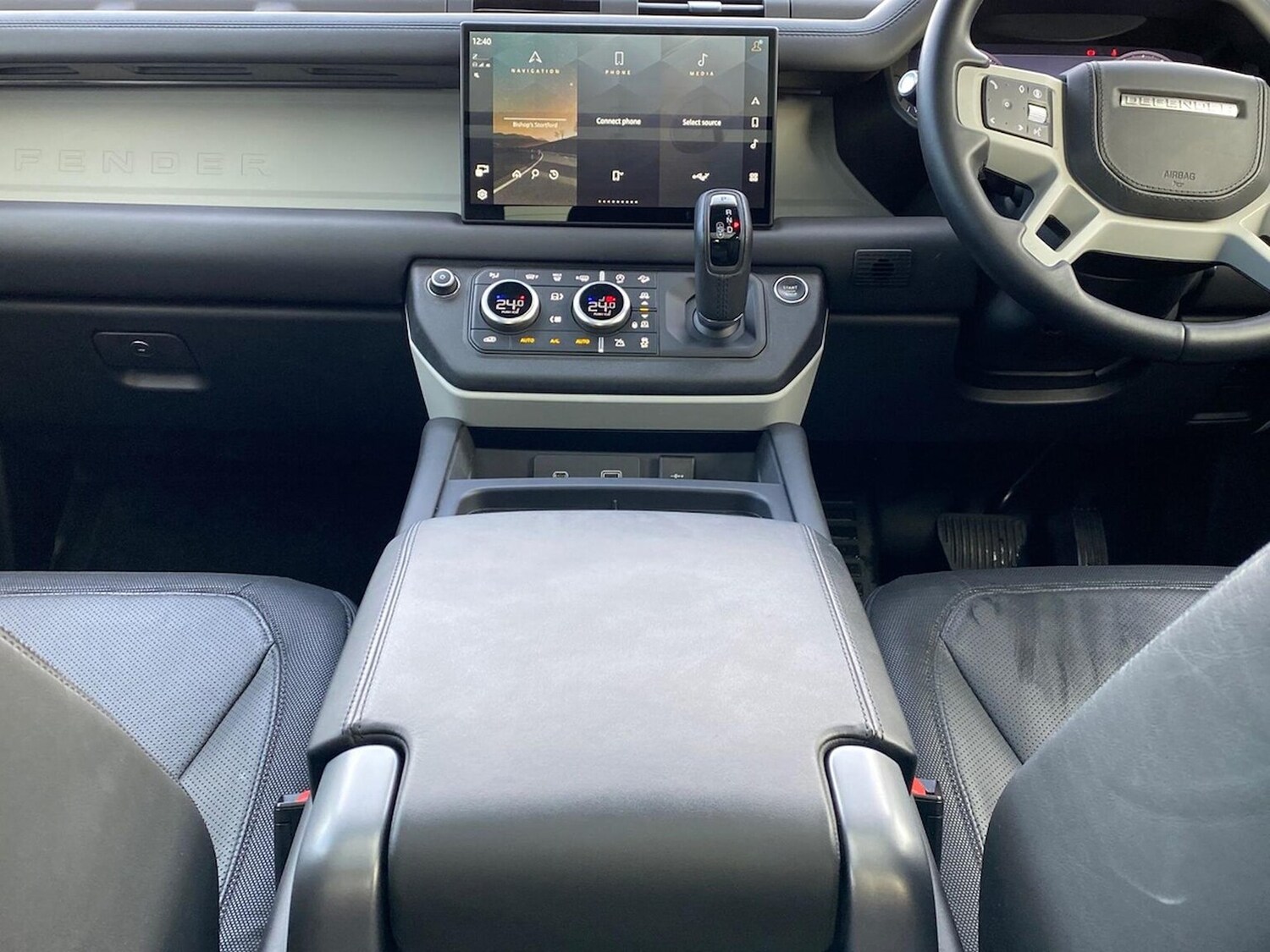 Used Land Rover Defender 2023 for sale - 76547699: Photo 14