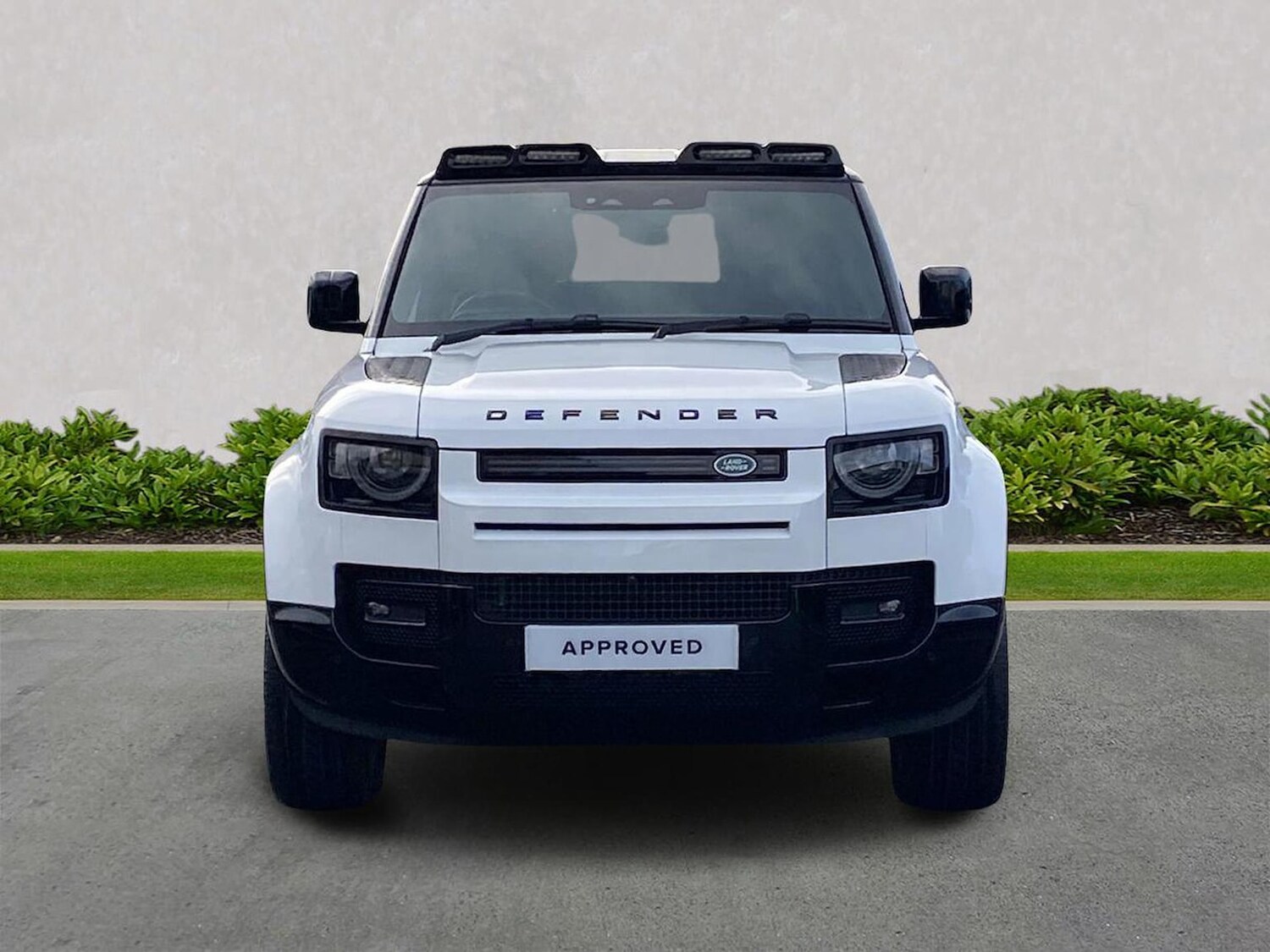 Used Land Rover Defender 2023 for sale - 76547699: Photo 7
