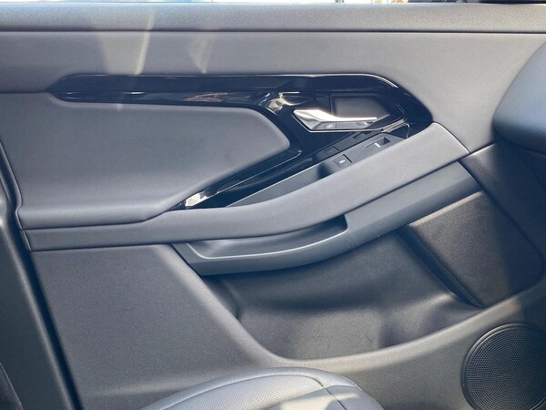 Used Land Rover Range Rover Evoque 2025 for sale - 76077735: Photo 42