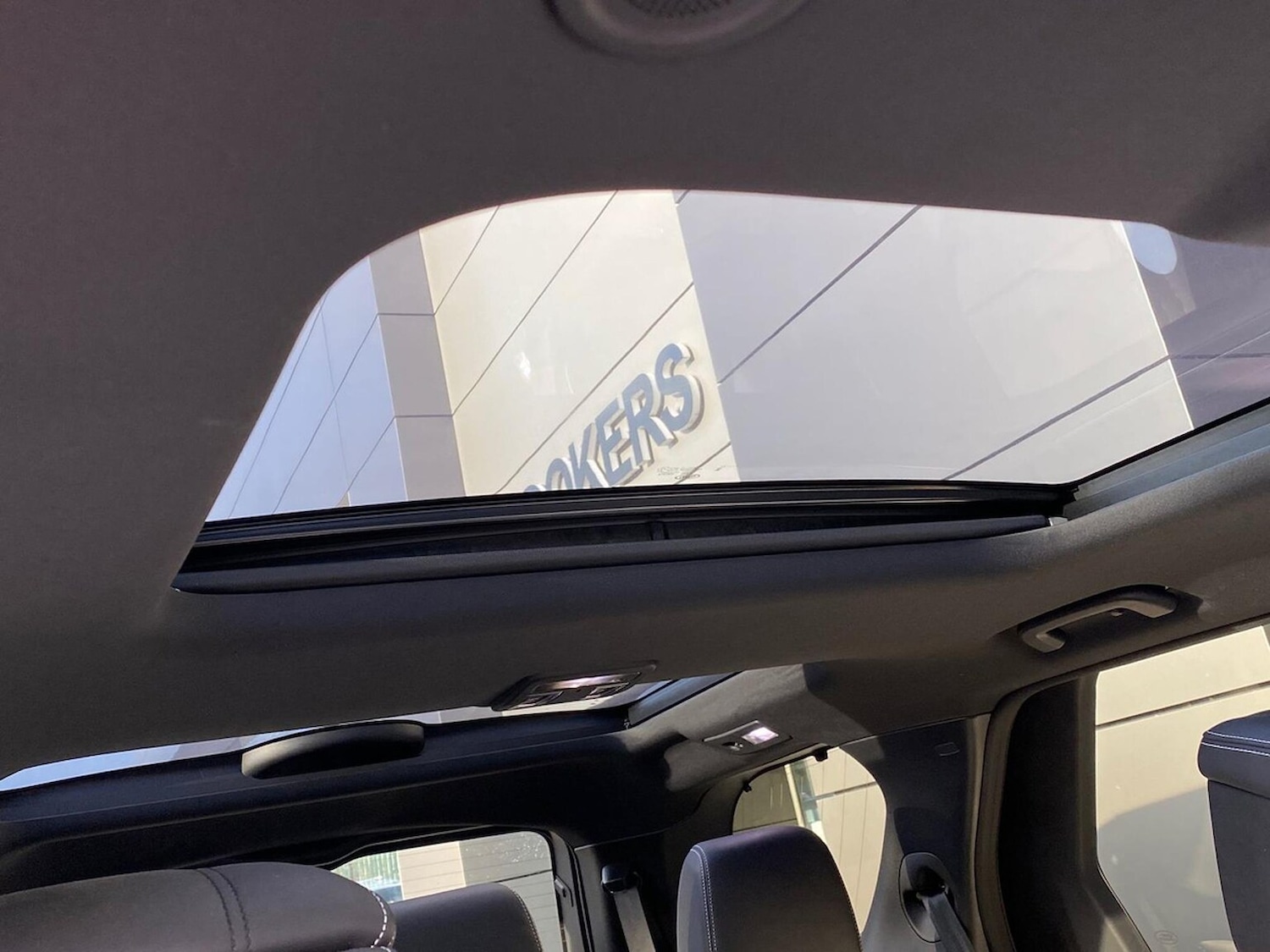 Used Land Rover Discovery 2024 for sale - 77790351: Photo 27