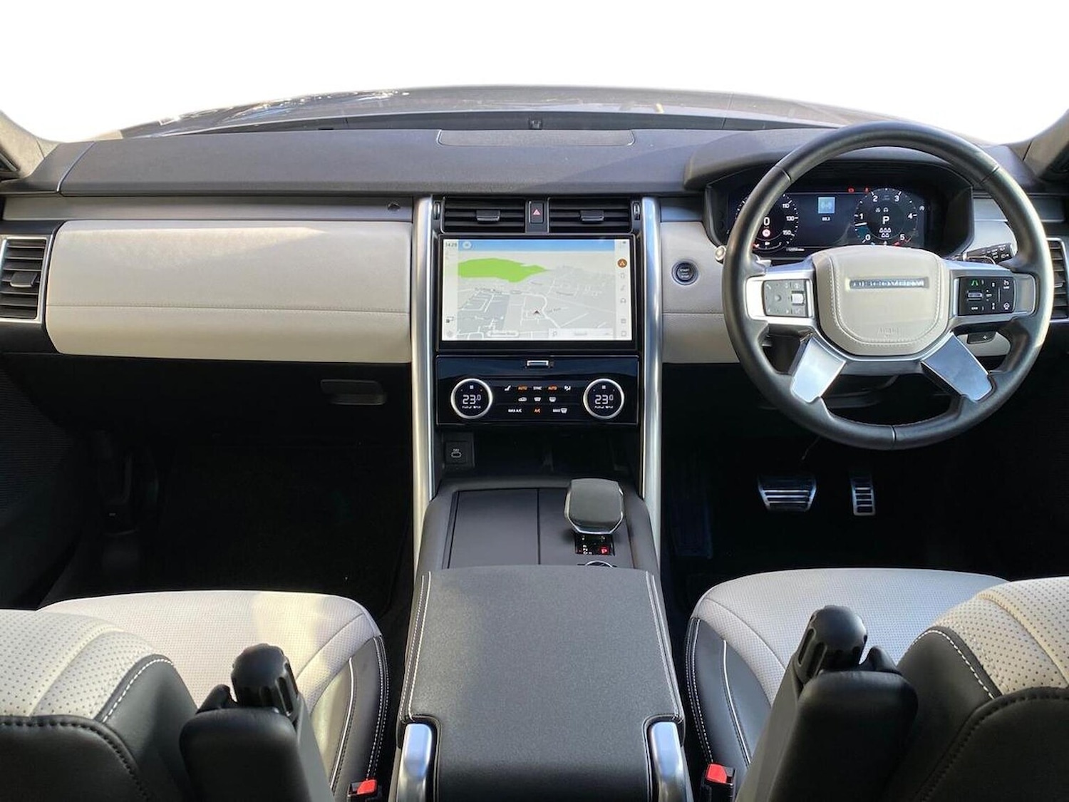 Used Land Rover Discovery 2024 for sale - 77790351: Photo 9