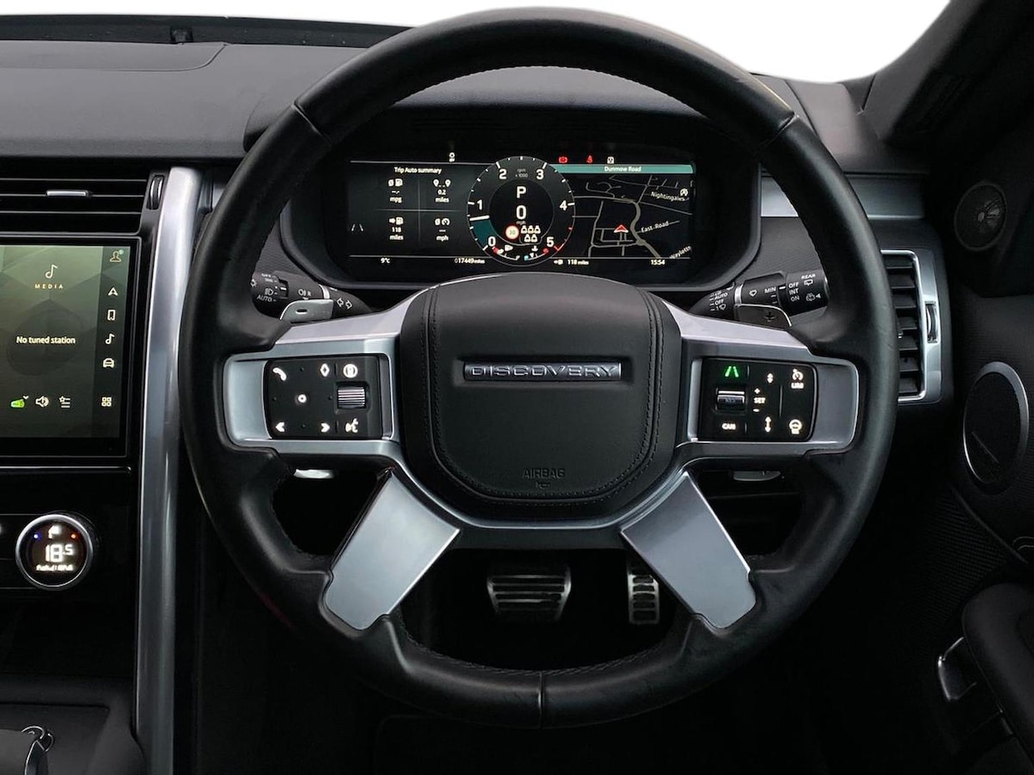 Used Land Rover Discovery 2024 for sale - 76974558: Photo 15