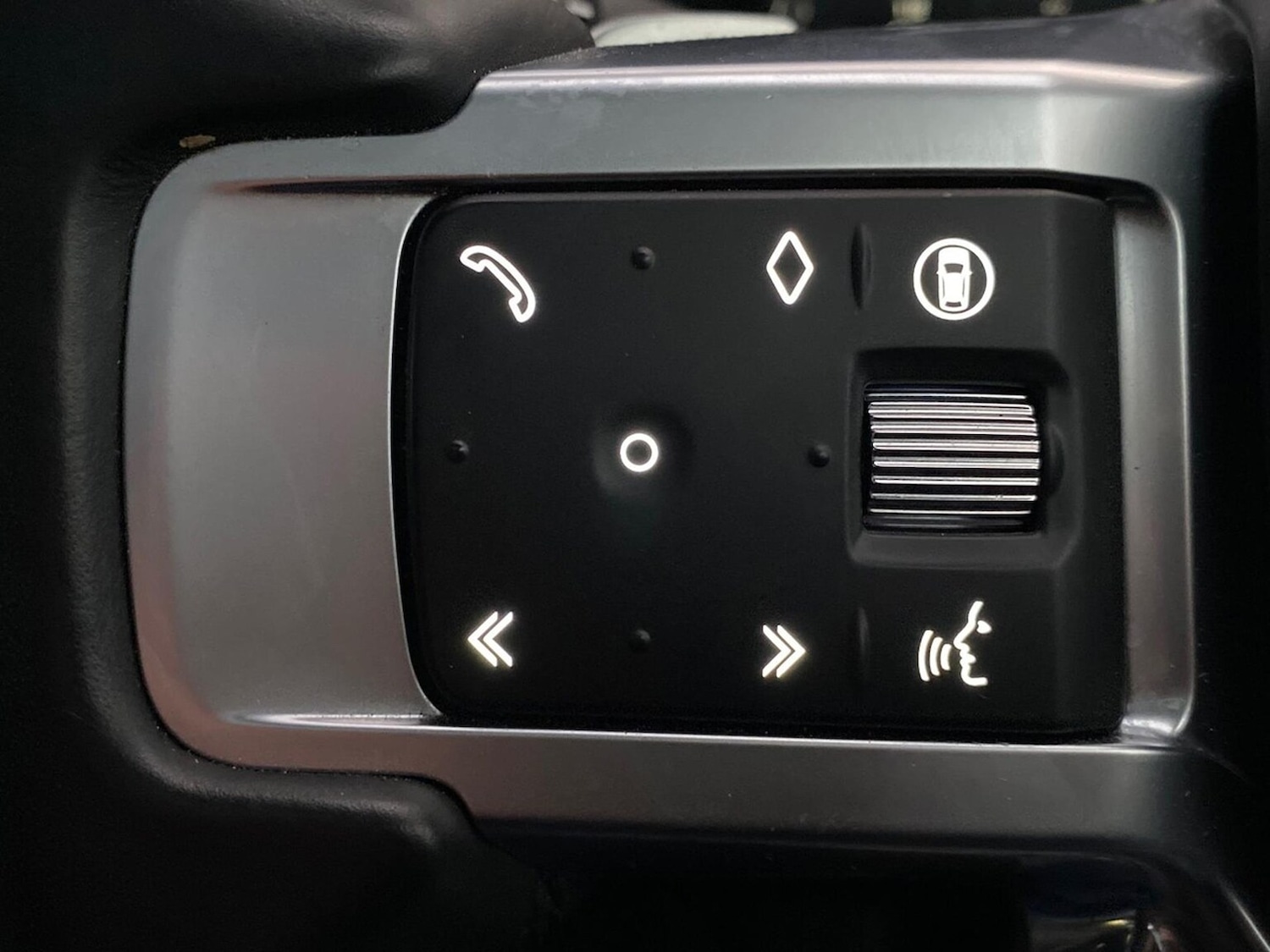 Used Land Rover Discovery 2024 for sale - 76974558: Photo 29