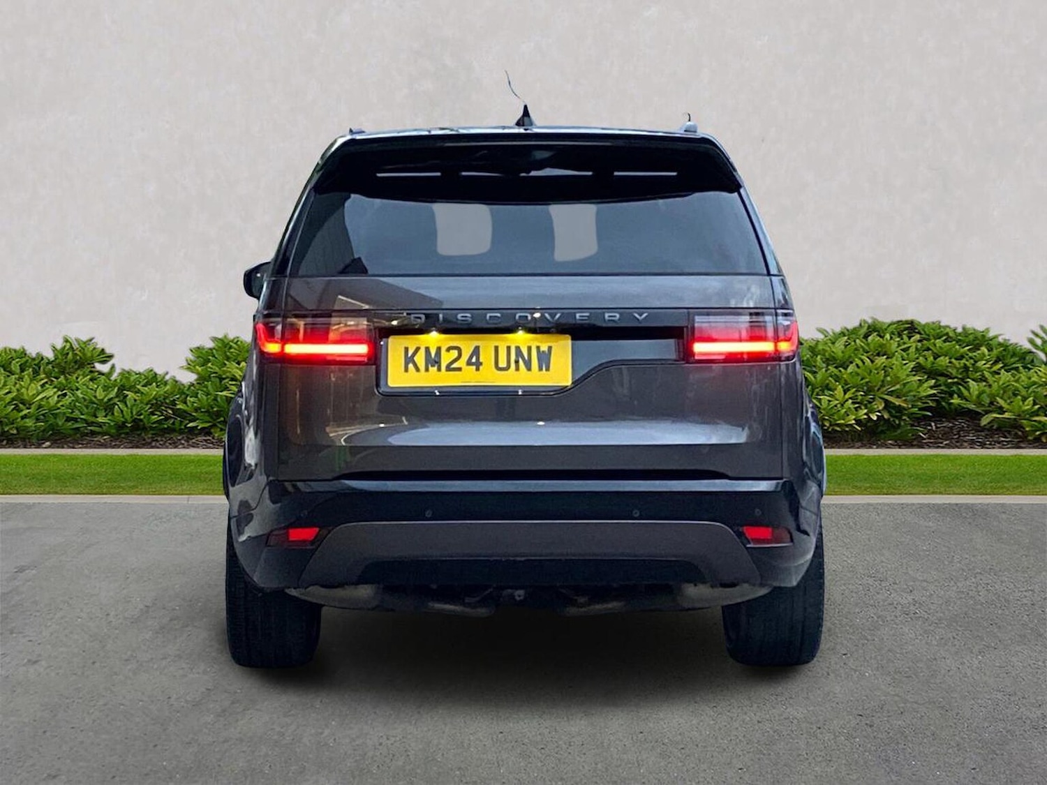 Used Land Rover Discovery 2024 for sale - 76974558: Photo 6