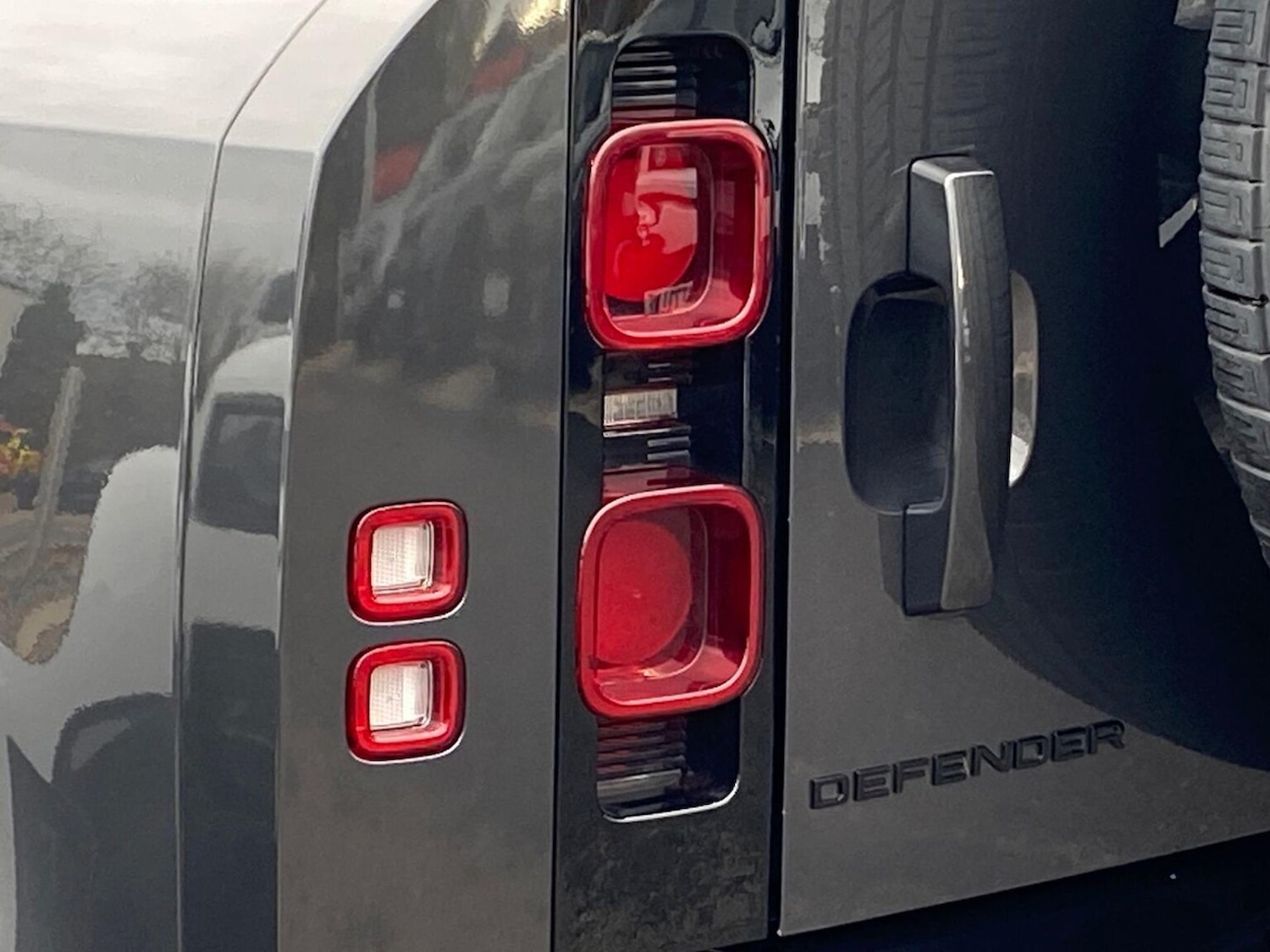 Used Land Rover Defender 2023 for sale - 76591431: Photo 19