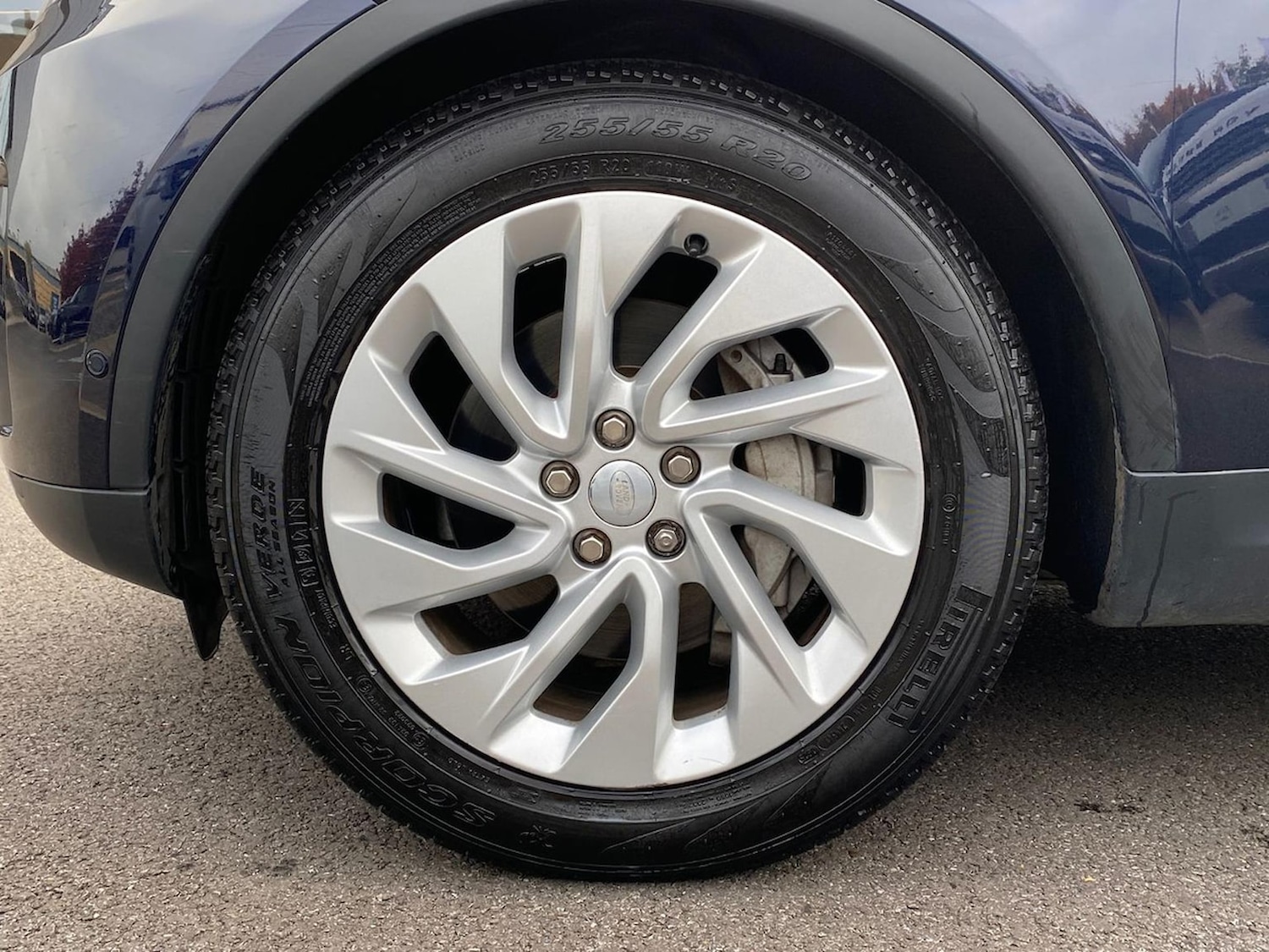 Used Land Rover Discovery 2021 for sale - 76694621: Photo 8