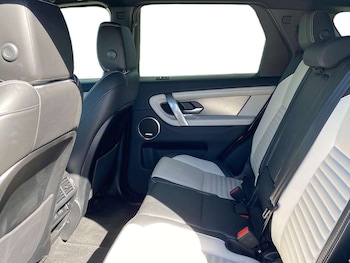 Used Land Rover Discovery Sport 2024 for sale - 78755729: Photo