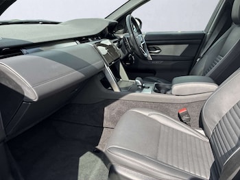 Used Land Rover Discovery Sport 2024 for sale - 78511976: Photo