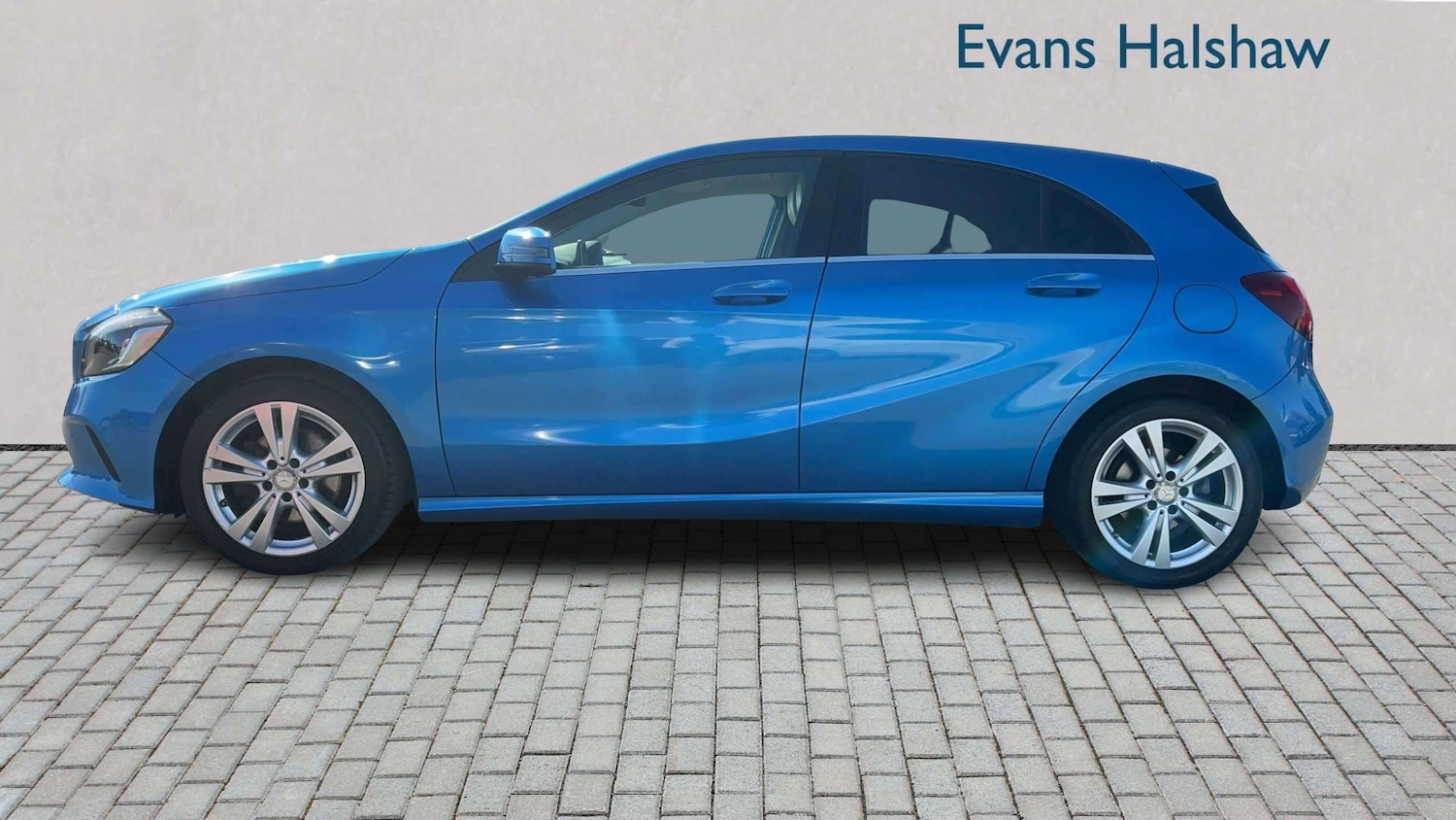 Used Mercedes-Benz A-Class 2016 for sale - 78137597: Photo 3