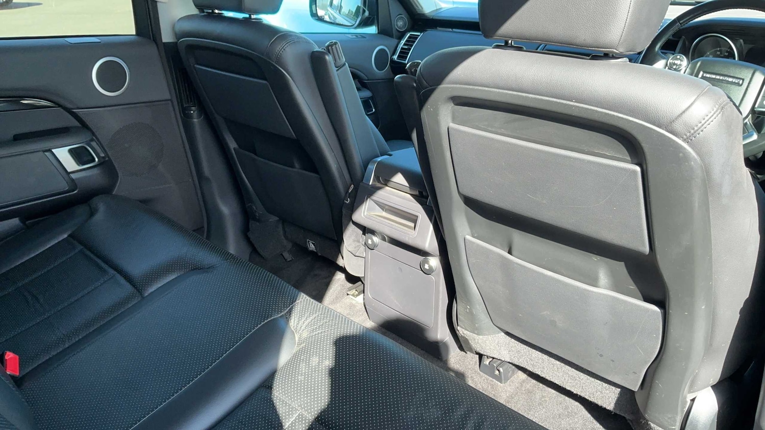 Used Land Rover Discovery 2018 for sale - 77960970: Photo 12