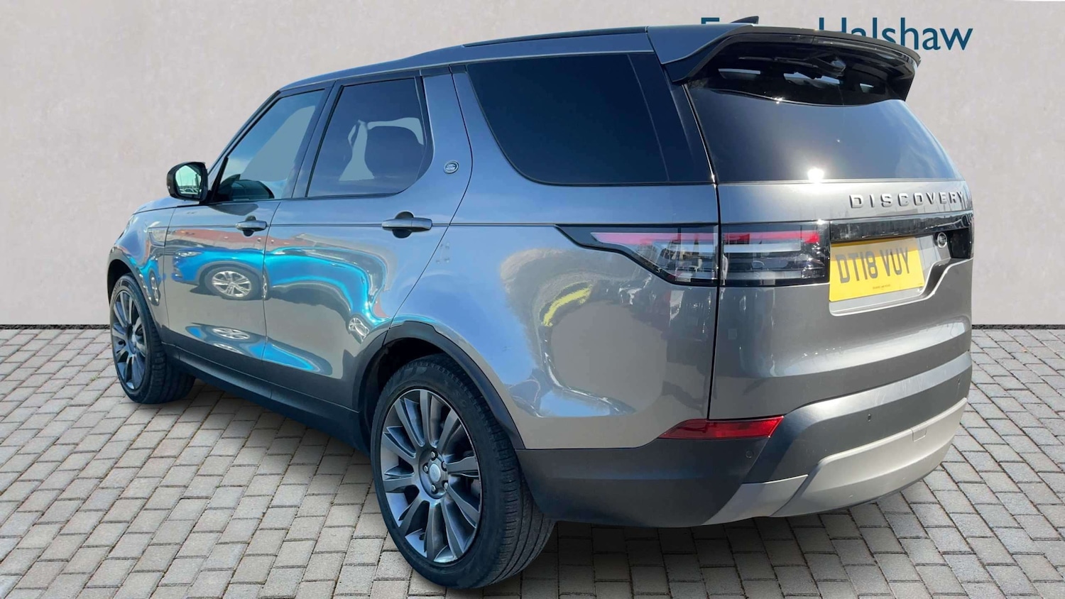 Used Land Rover Discovery 2018 for sale - 77960970: Photo 2