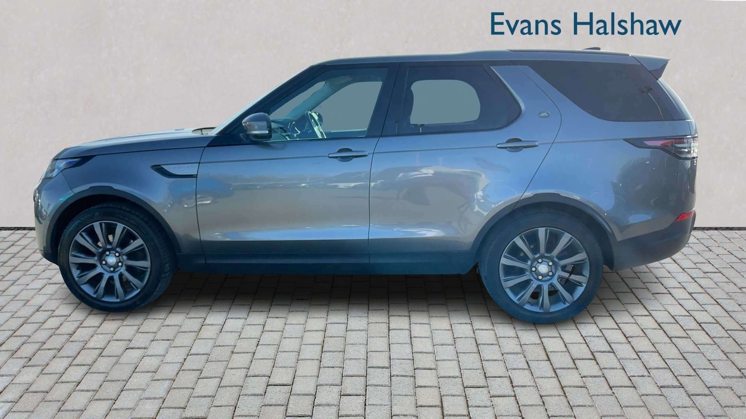 Used Land Rover Discovery 2018 for sale - 77960970: Photo 3