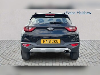 Used Kia Stonic 2018 for sale - 78337810: Photo