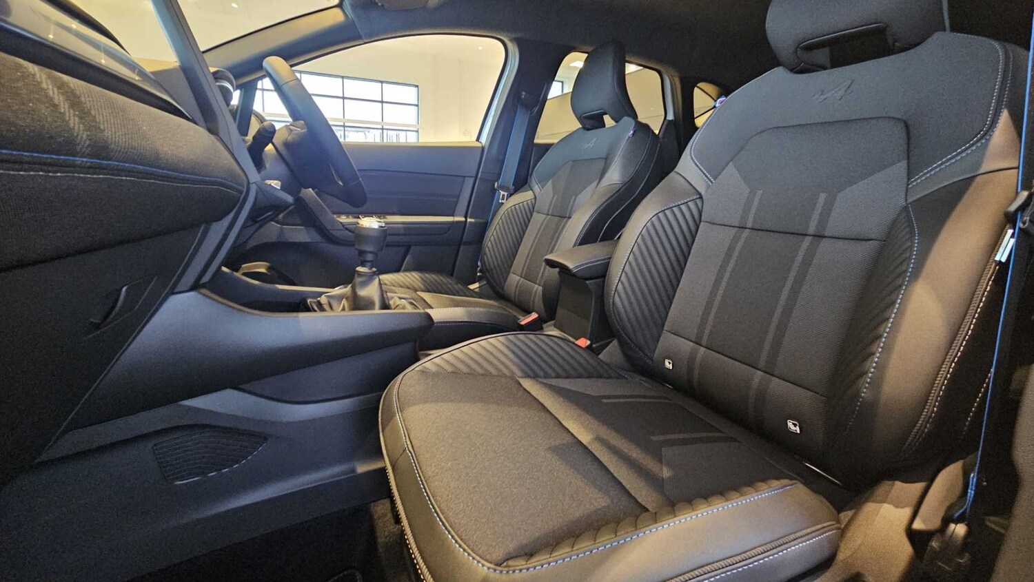 Used Renault Captur for sale - 77857102: Photo 10