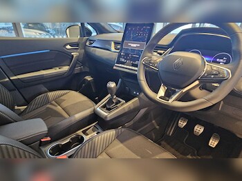 Used Renault Captur 2025 for sale - 77857102: Photo