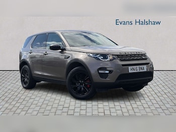 Used Land Rover Discovery Sport 2016 for sale - 79415480: Photo