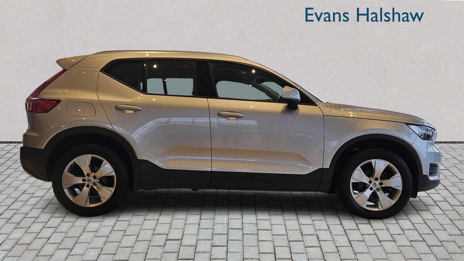 Used Volvo XC40 for sale - 77859986: Photo 6
